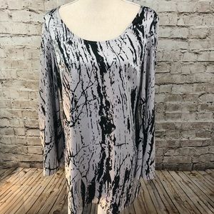 THE ADDISON STORY Splatter Print Button Back Tunic